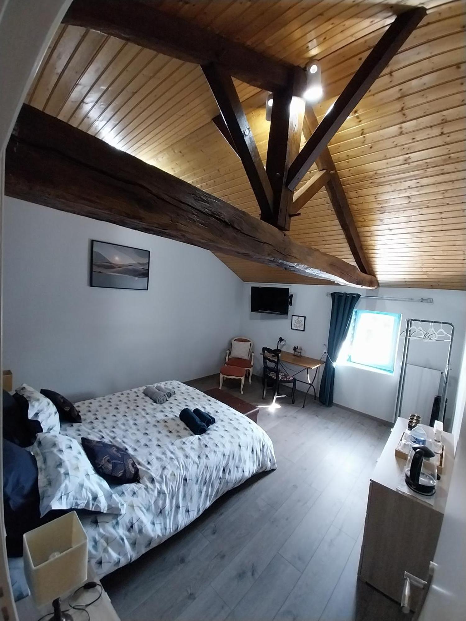Au Granit Bleu Bed and Breakfast Faye-l'Abbesse Buitenkant foto